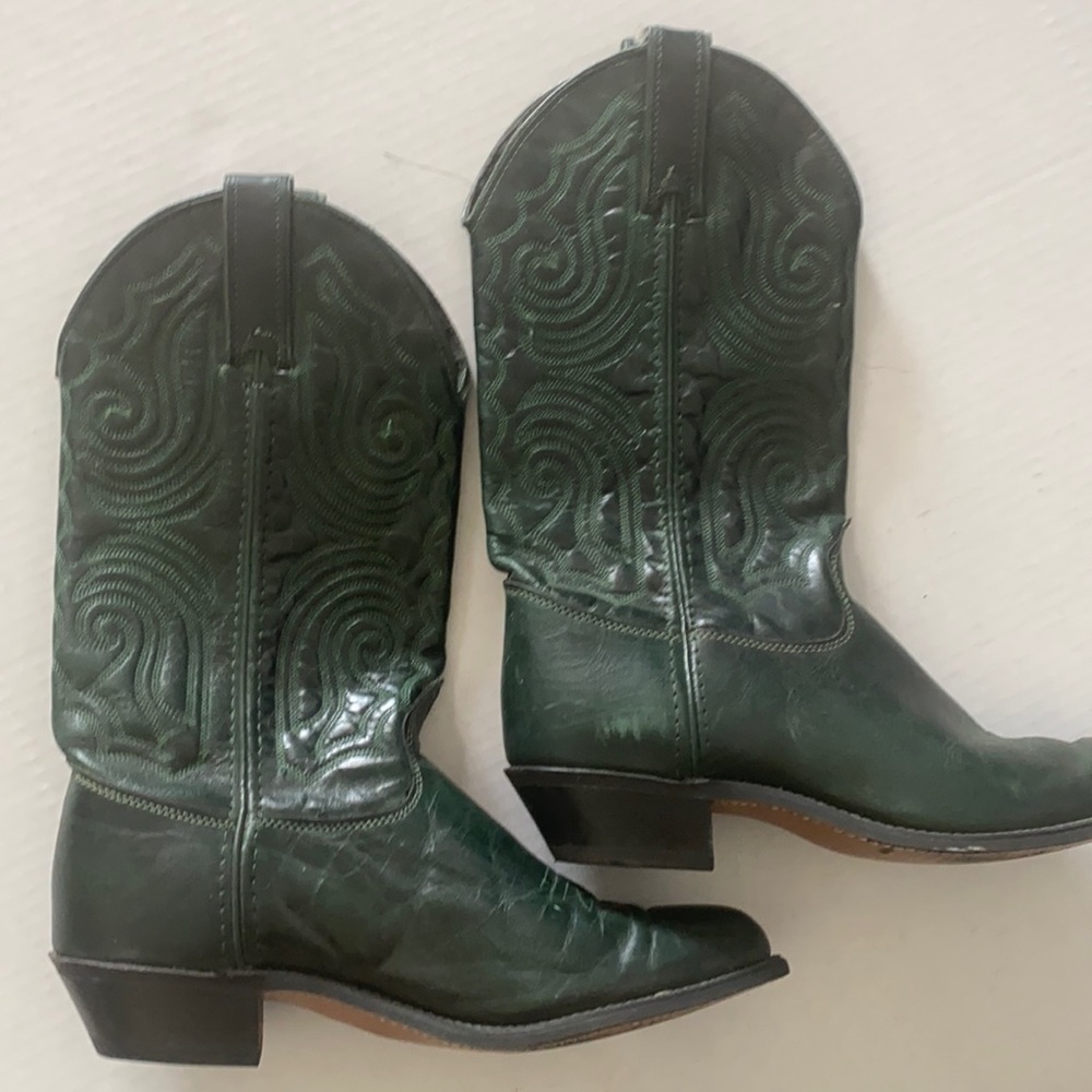 Green Cowboy Boots - Size 7.5